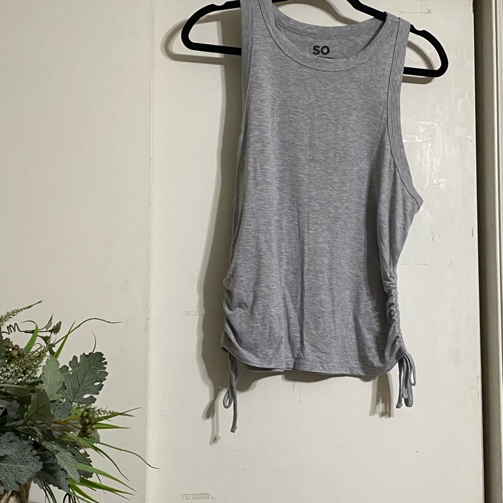 SO Women's Gray Sleeveless Top
